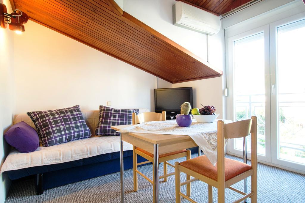 Beach Guesthouse Mediteran Podstrana Bilik gambar