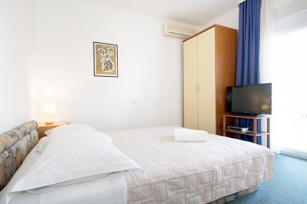 Beach Guesthouse Mediteran Podstrana Bilik gambar