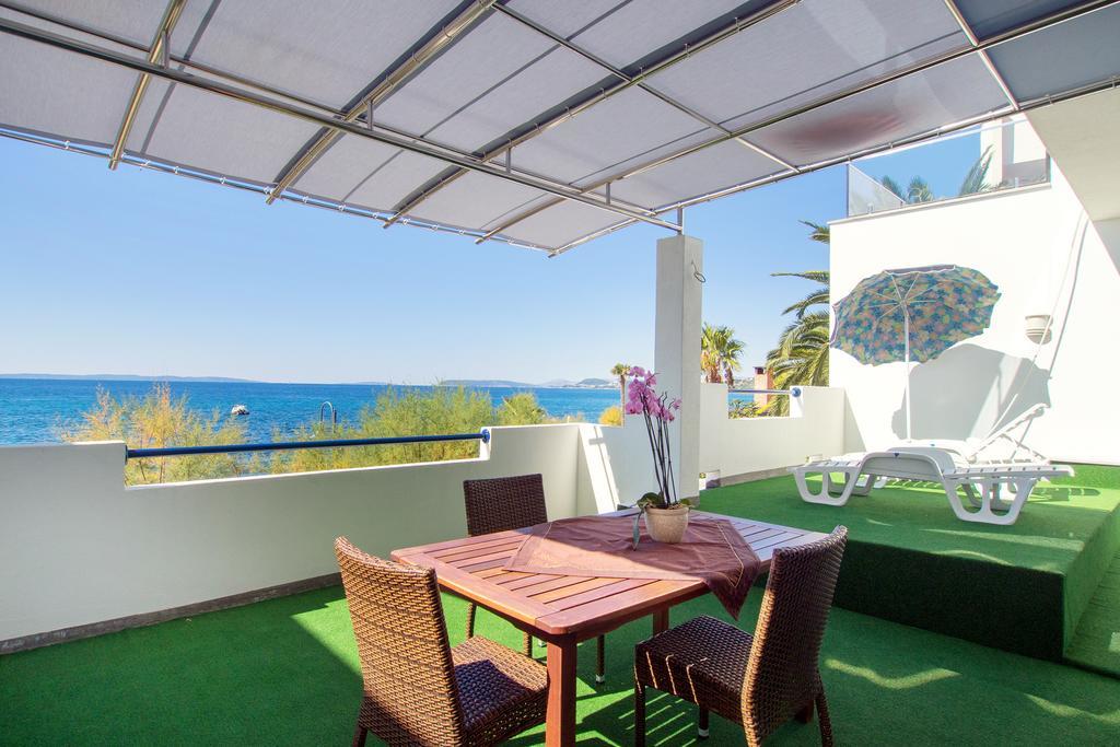 Beach Guesthouse Mediteran Podstrana Bilik gambar
