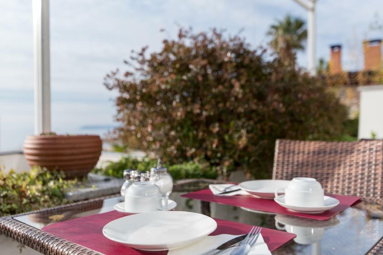 Beach Guesthouse Mediteran Podstrana Luaran gambar