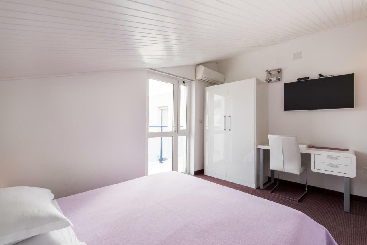 Beach Guesthouse Mediteran Podstrana Luaran gambar