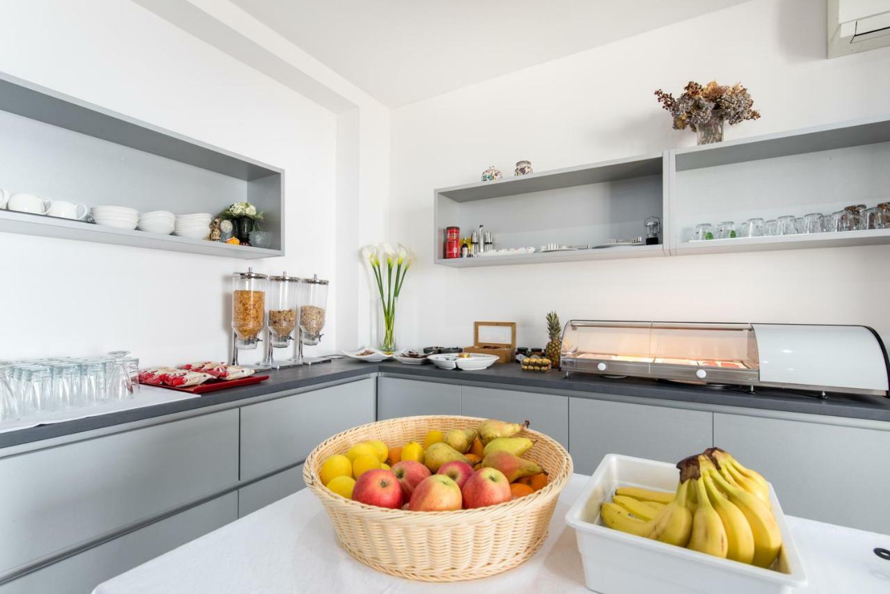 Beach Guesthouse Mediteran Podstrana Luaran gambar