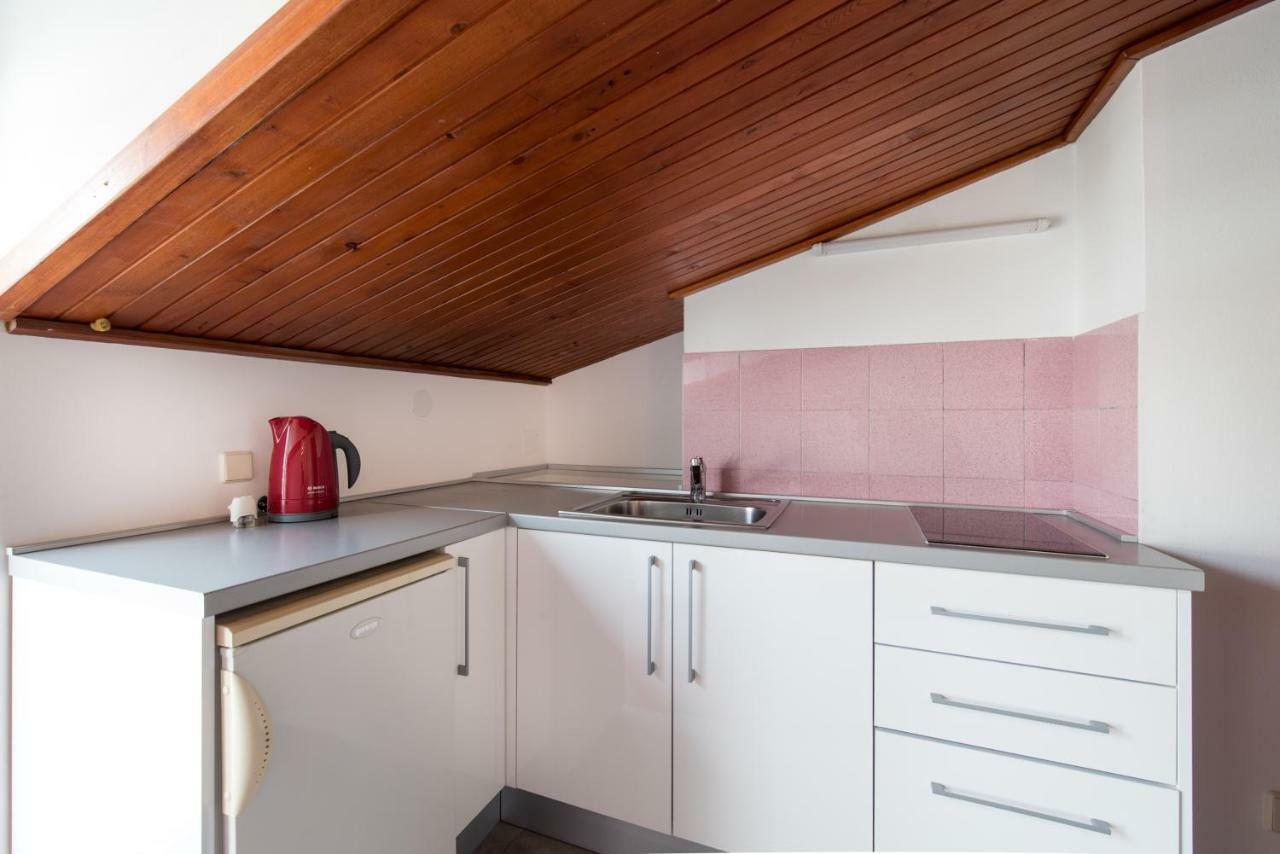 Beach Guesthouse Mediteran Podstrana Luaran gambar